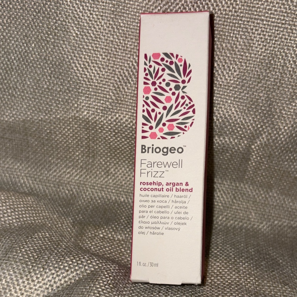 Briogeo Farewell Frizz Oil - Red and White Design - Picture 2 of 2